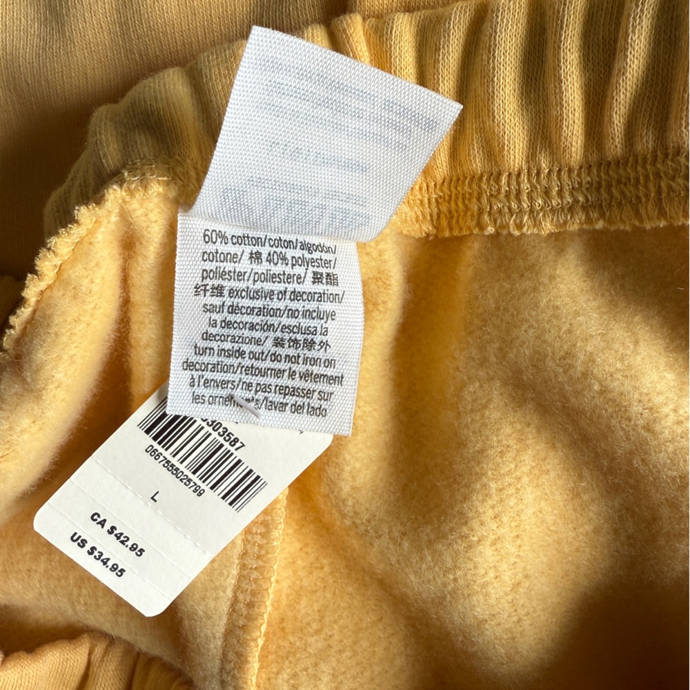 PINK Victoria’s Secret Women’s Boyfriend Logo Fleece Short Yellow Size Large NWT - Picture 7 of 7